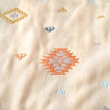 Load image into Gallery viewer, Hoppetta Bobo Six Layer Gauze Blanket Totem