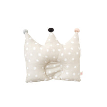 Load image into Gallery viewer, Hoppetta Naomi Ito Pillow