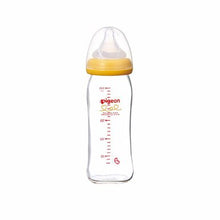 Load image into Gallery viewer, Pigeon Wide Breastfeeding Feeling Heat Resistant Glass Baby Bottle